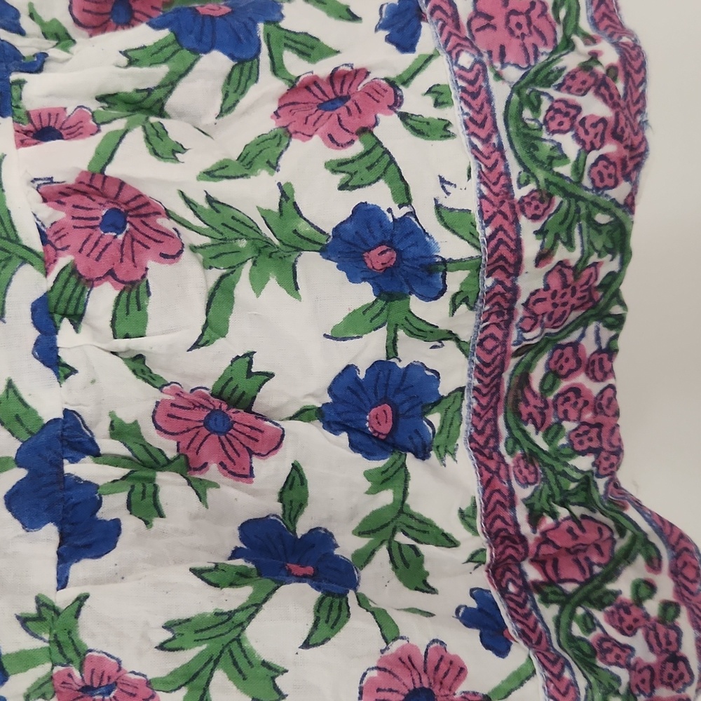 Pretty cotton floral tunic top or mini dress in very good condition! - Picture 4 of 8